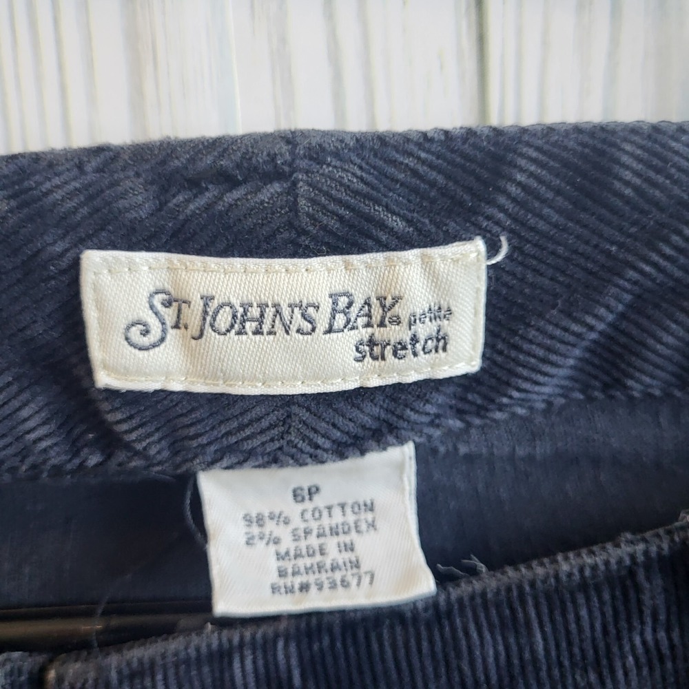 St. John's Bay Cordouroy Women's Navy Blue Pants 6 Petite - Picture 4 of 4